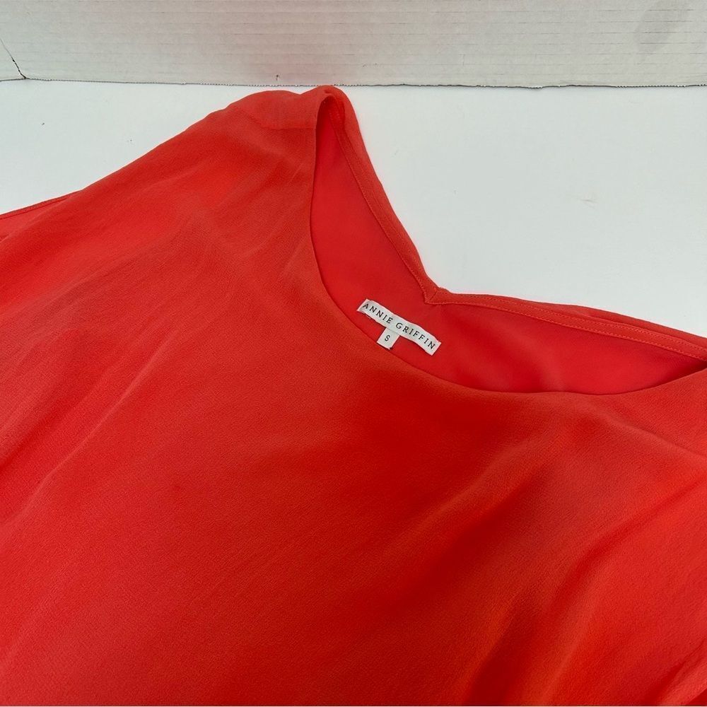 Annie Griffin Silk‎ Coral Short Sleeved Blouse Elastic Hem Lined size Small